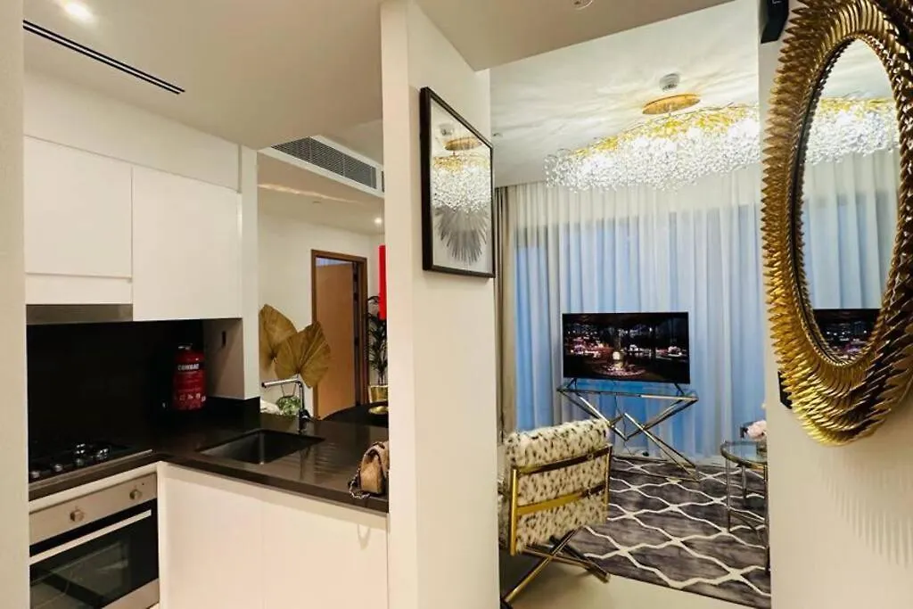 Vida Dubai Marina Emaar Seaview New One Bedrrom 65Sqm Apartment 0*,  United Arab Emirates